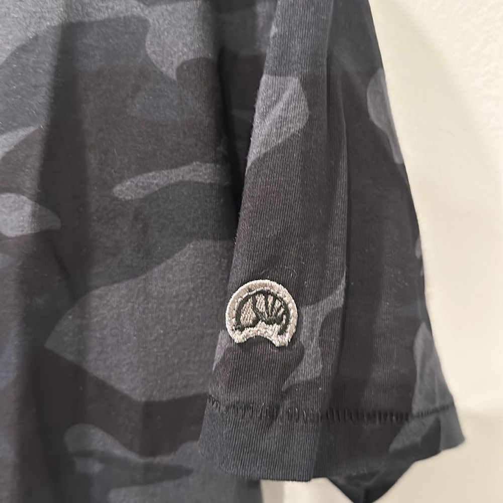 Todd Snyder x Champion collab vintage camo T-shirt. - Picture 3 of 4